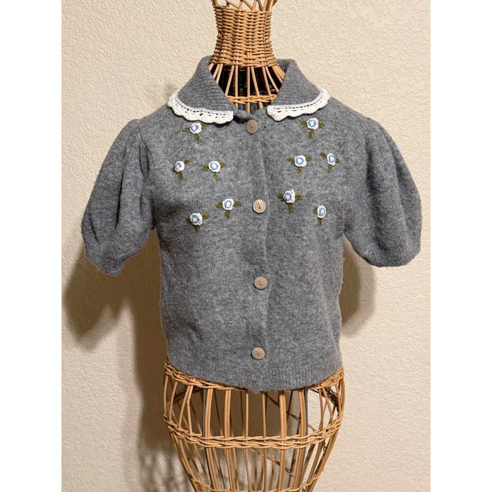 Kimchi Blue Embroidered 3d Floral Lace Collar Puff Sleeve Cardigan Sweater XS